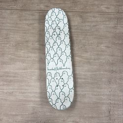 Krouded skateboard