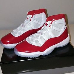 Jordan 11 Cherry size 11