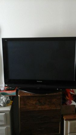 42" Panasonic vieta
