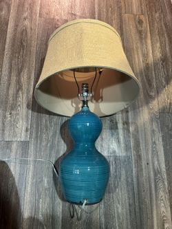 Like New Green Table Lamp