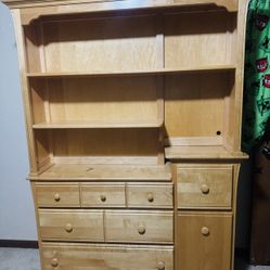 Wood Dresser & Hutch 
