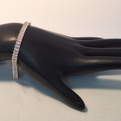 Tennis Bracelet. 65 CTW 14k/11g