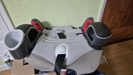 Graco Car Seat Full Seat $145