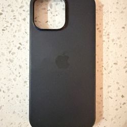 APPLE iPHONE 16 PRO MAX SILICONE CASE - BLACK