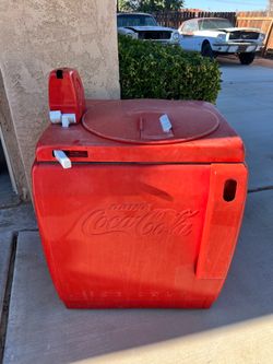 Antique Coca Cola Bottle Dispenser Fridge