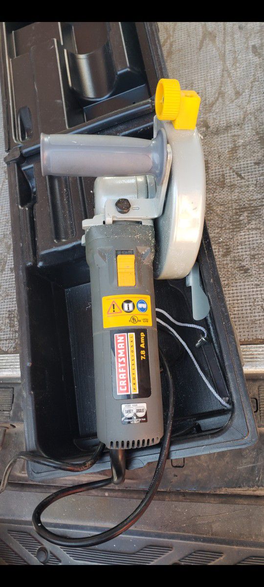 Craftsman Pro Heavy Duty Twin Cutter Saw/ Case

