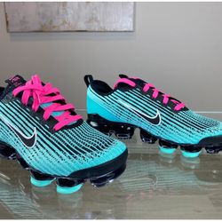Nike VaporMax - Hyper Turquoise/ Black / Pink Blast 