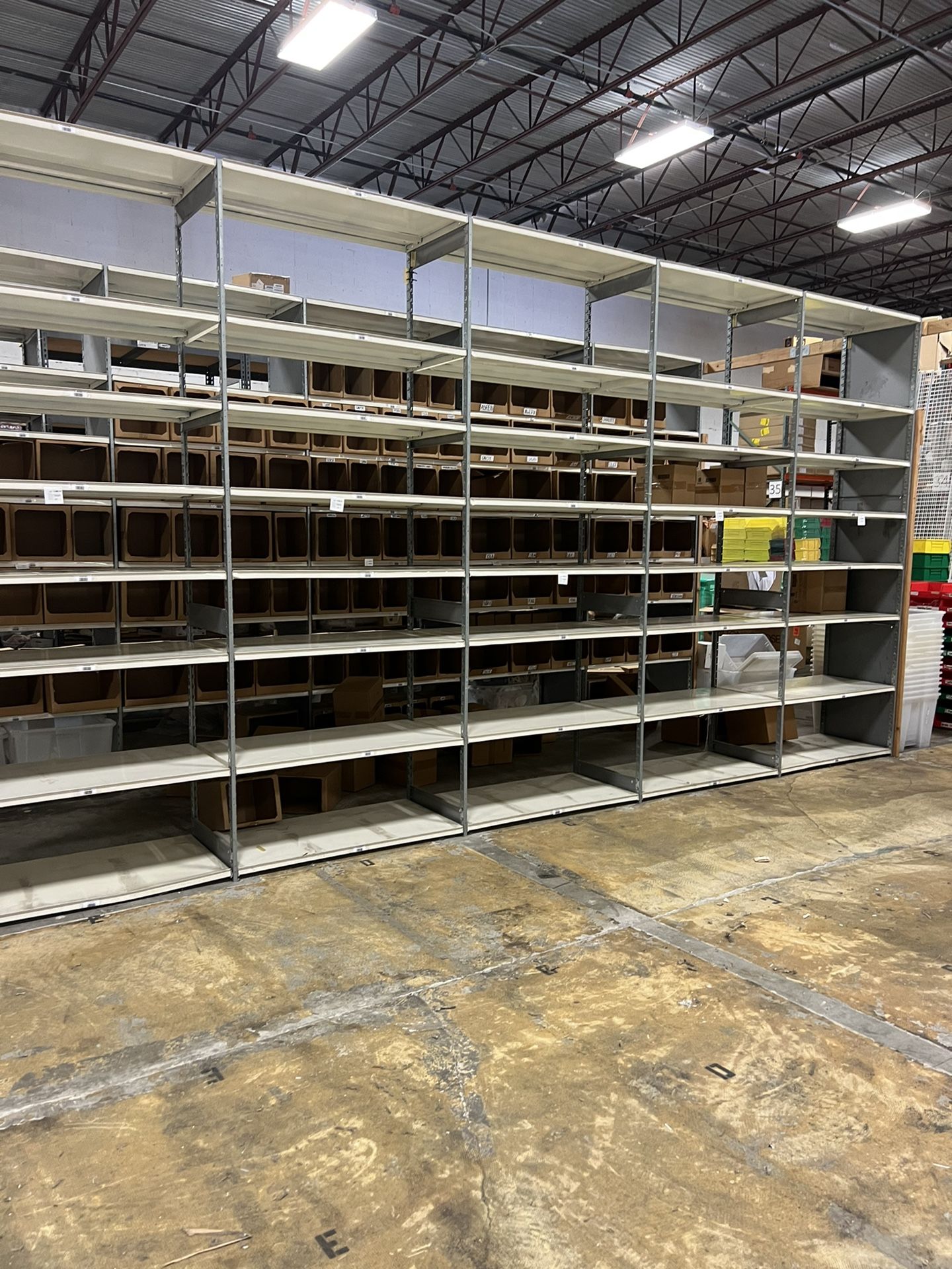 Metal Gondola Shelving