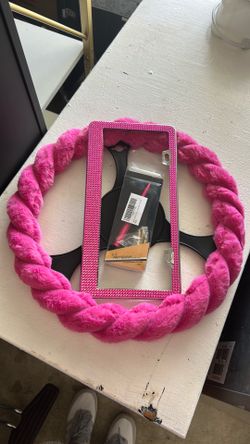Pink 3 pc car stuff