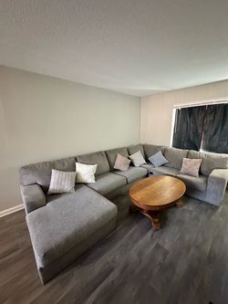 Large Gray Fabric Sectional Sofa with Chaise