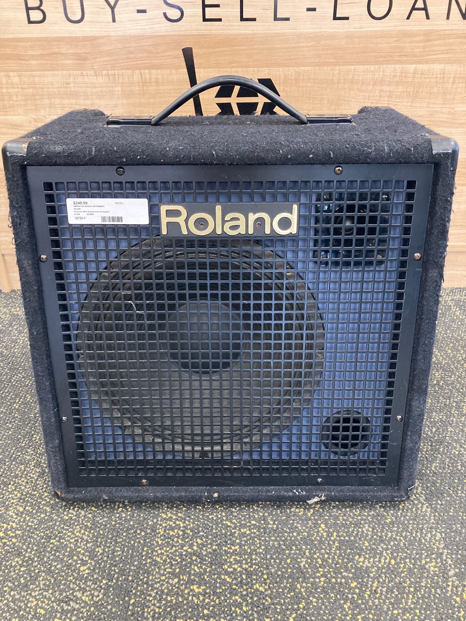 Roland KC-300 4 Channel Keyboard Amplifier