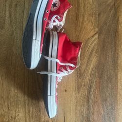 Red Converse 