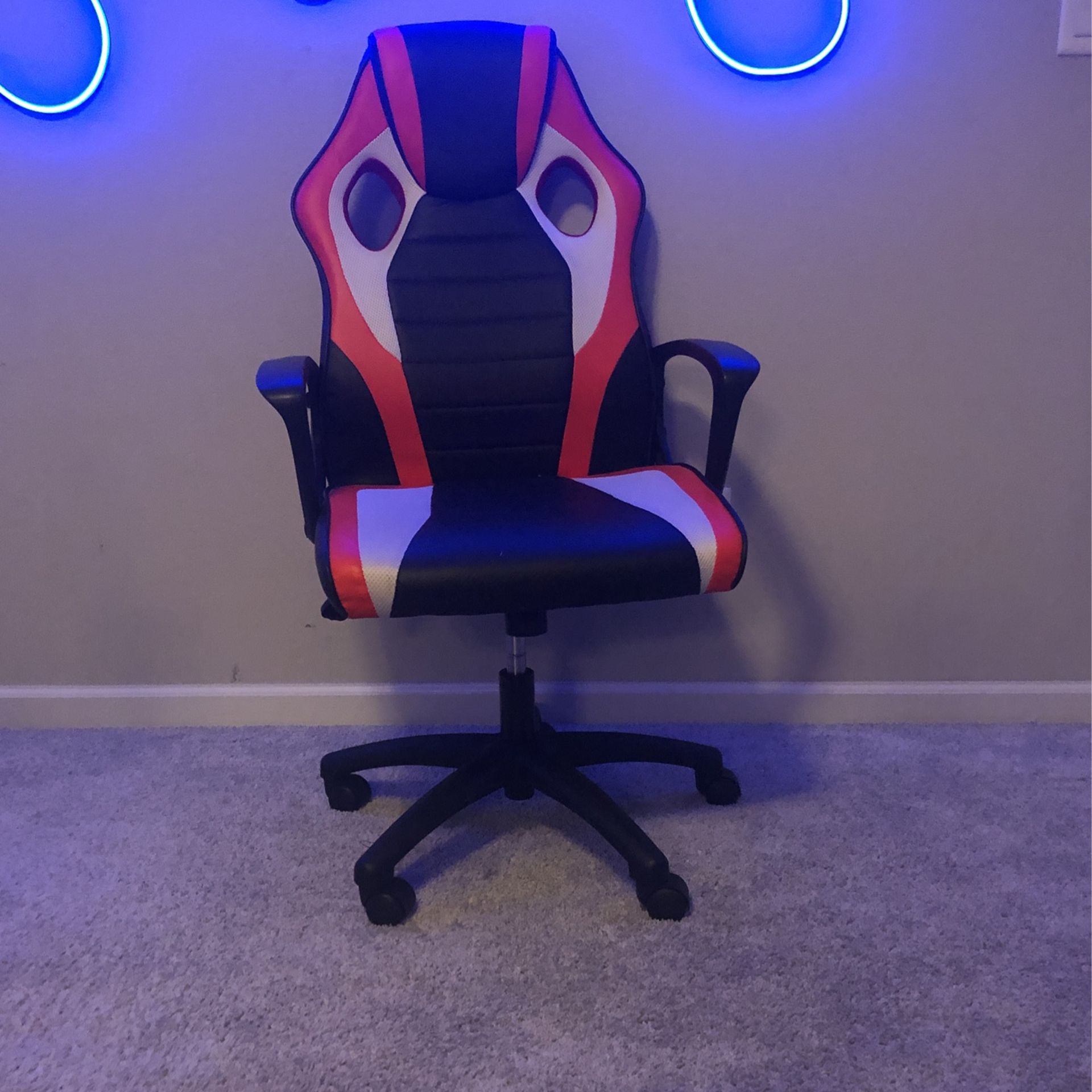 Gaming Chair (pickup Only)
