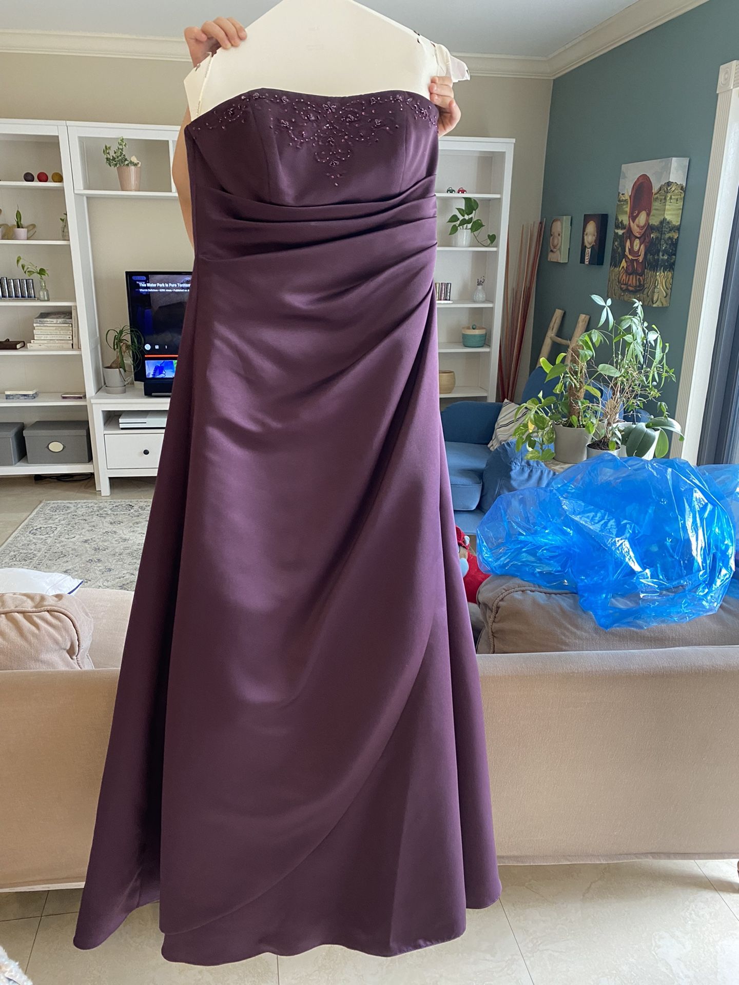 Davids Bridal- Size 10
