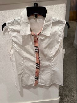 Title  White Sleeveless Button-Up Blouse - Size M
