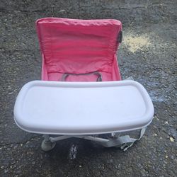 Collapsible Kids yard/beach chair with table top