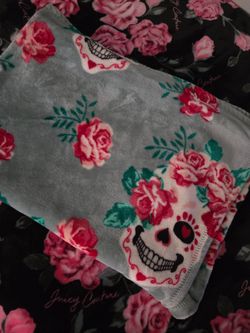 Sugar Skull Rose Throw Blanket