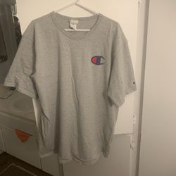 Champion T-shirt