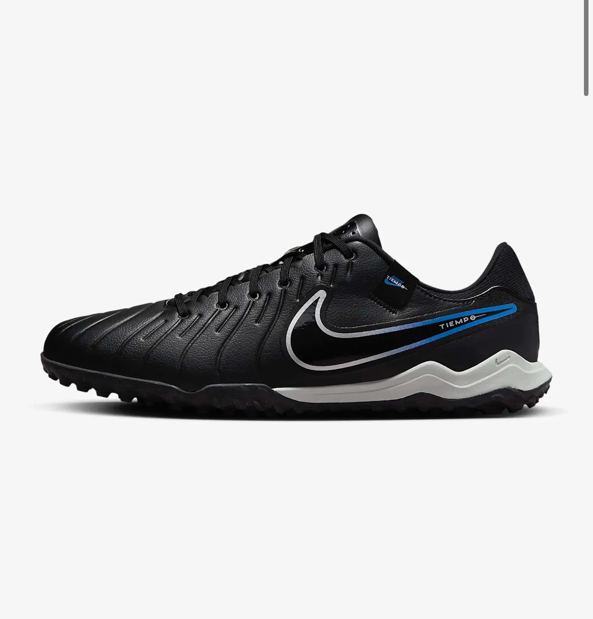 Nike Men Turf Shoes Size 9