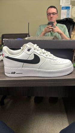 Nike Air Force 1 ‘07 LV8 size 13