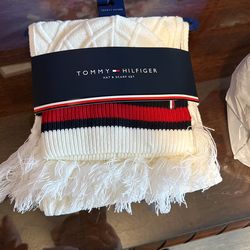 TOMMY HILFIGER