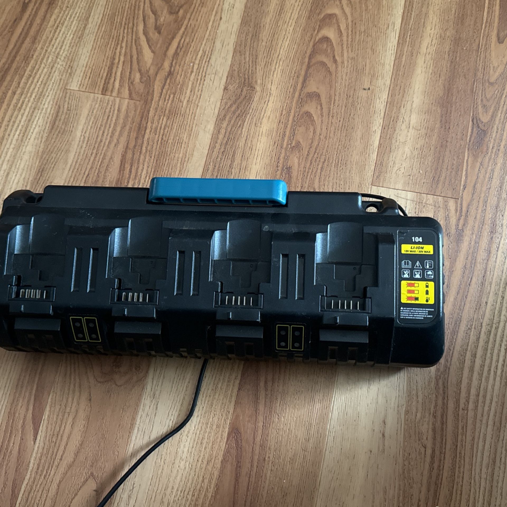 Makita 4 Bay multi Charger