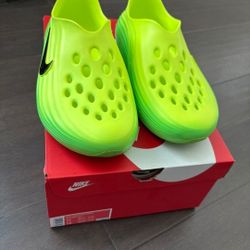 Nike ReactX Rejuven8 Green Strike/Bolt/Black Grinch, Mens Size 11 with box.