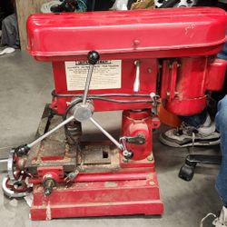 Central Machinery 12 Speed Drill /Mill Machine 
