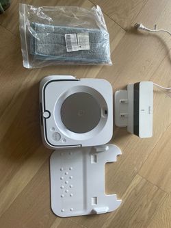 iRobot Braava Jet Robot Mop with Accessories