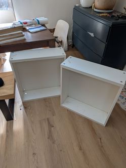 Free Ikea shelves