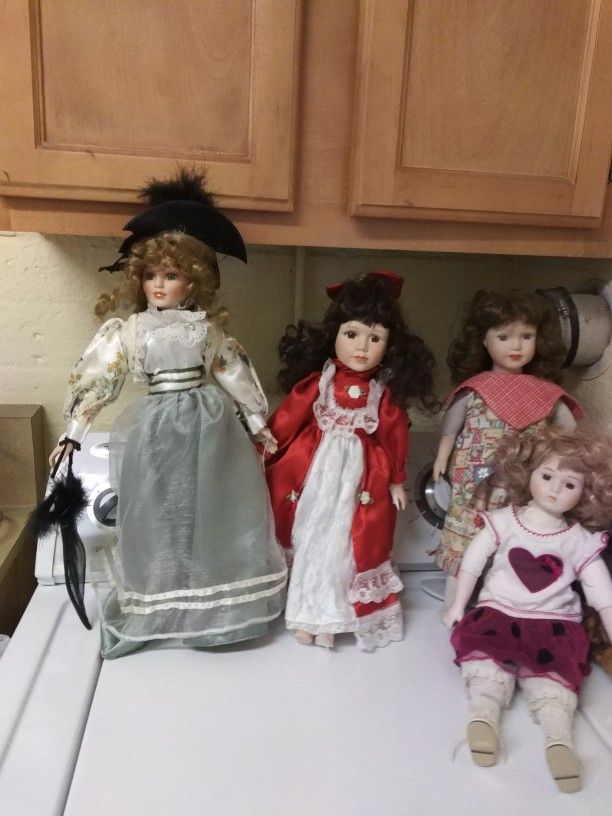 Antique Dolls