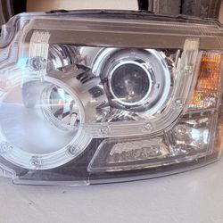 2010 Land Rover Discovery 4 left headlight