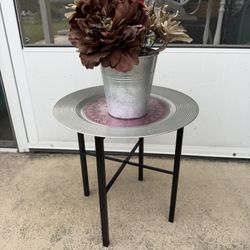 Small Side Table Or Plant Stand Plant Not Included Tray Is Removable