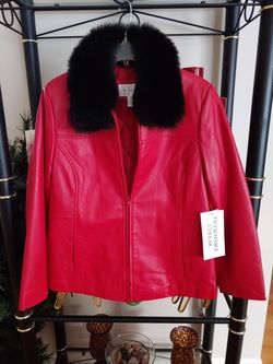 Red leather jacket with detachable fur collar
