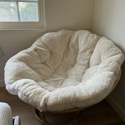 Cream Colored Papasan Chair