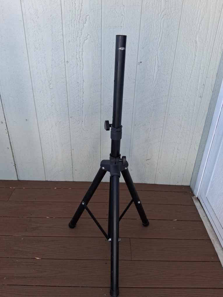 Speaker Tripod 