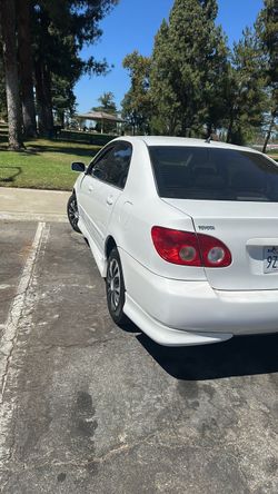 Toyota corolla sport 2006 título limpio