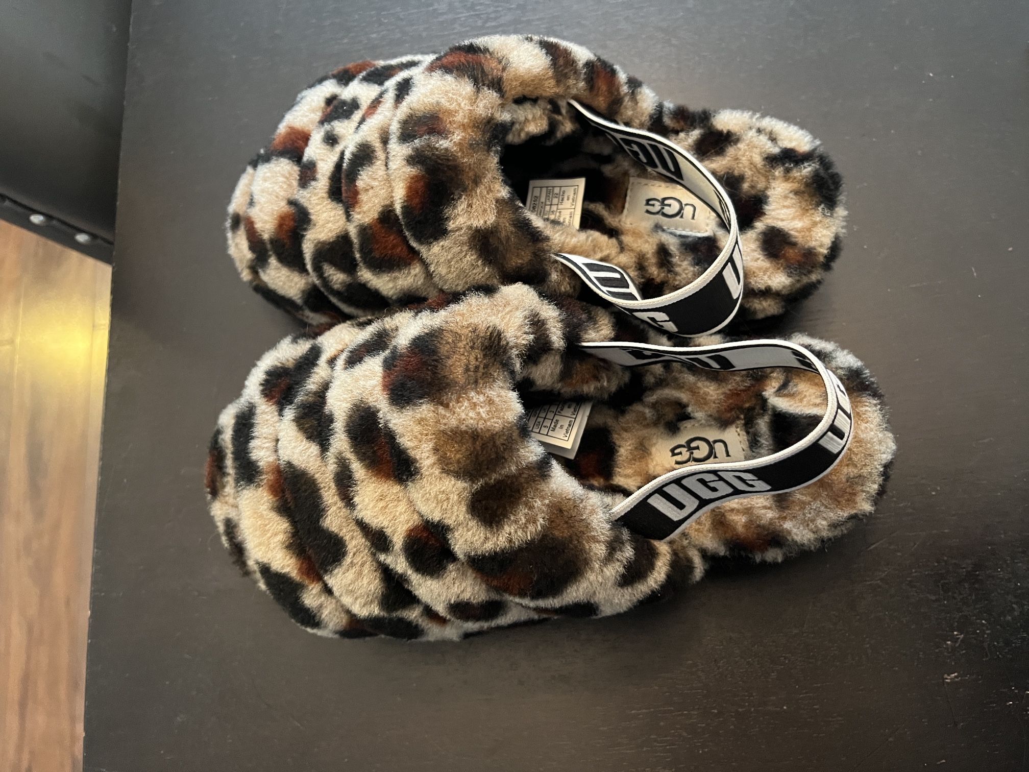 Ugg Fuzzy Slides