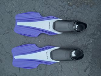 Swim Gear Mens/woman 10-11