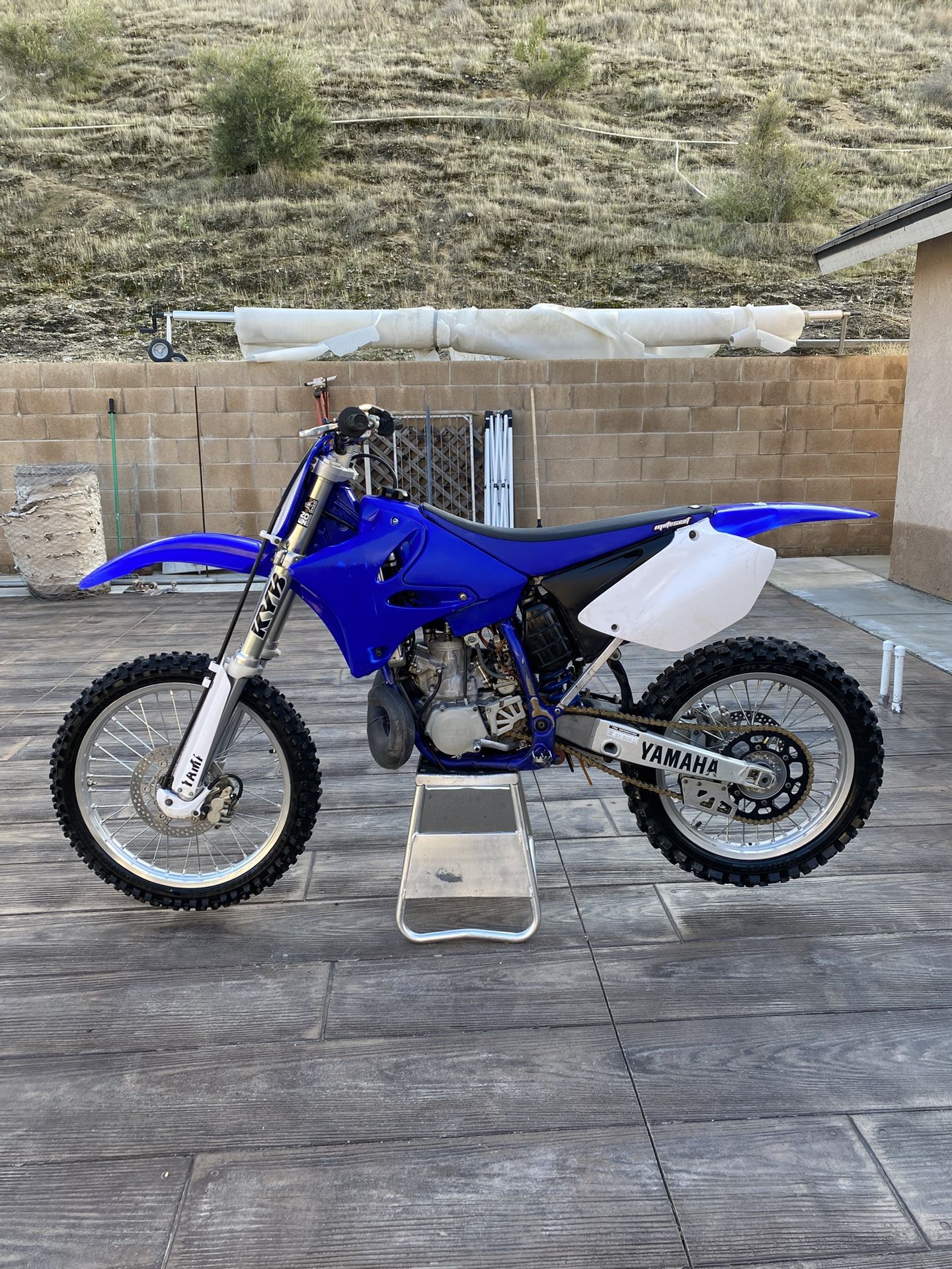 2003 YZ250