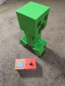 Remote Control Minecraft Creeper Toy