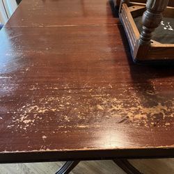 Dinning Table With 6 Chairs 