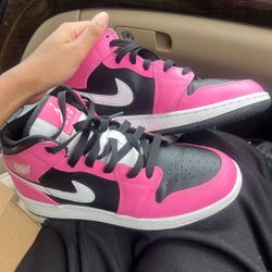 jordan1 , size 6y ,worn ,20$ 