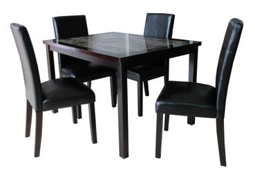 Dining Room Sets Up To 80% Off !!