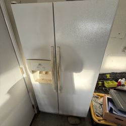 Garage Fridge Works Good 