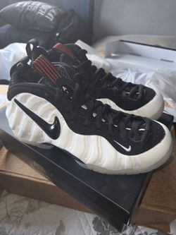 Brand New Nike Foamposite men size 7