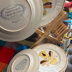 Vintage Americana Hearthside plates
