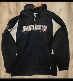 Adult Owned NFL Reebok Raiders zip up hoodie in great condition
Size LARGE
$125 price is FIRM
Message if interested