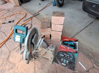 Makita LS1221 12" Compound Miter Saw + 2 NEW Makita Blades OBO