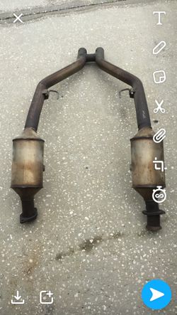 2006 mustang GT CAT BACKS.